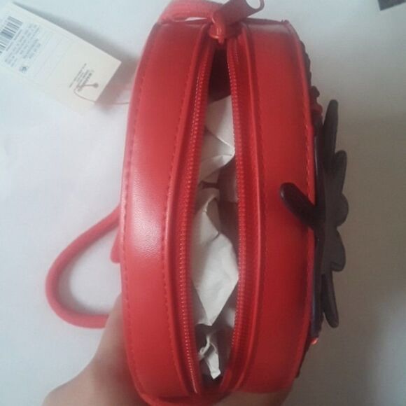 Strawberry Shaped Purse by Cat and Jack - Picture 4 of 7